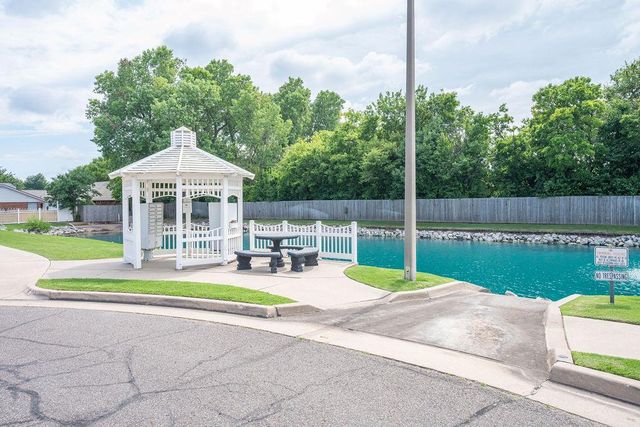 4 SW 92nd Place, Oklahoma City, OK 73139