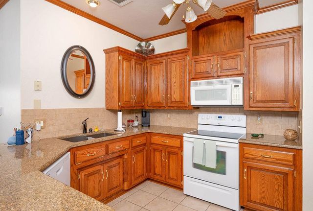 4 SW 92nd Place, Oklahoma City, OK 73139