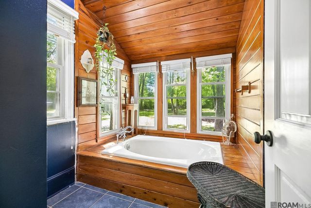 11951 Cline Dr, Baker, LA 70714