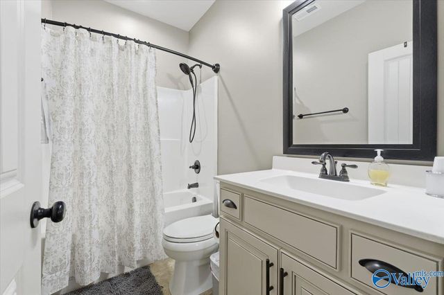 110 Khaki Ridge Drive, Hazel Green, AL 35750