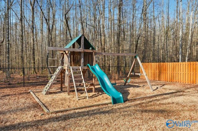 110 Khaki Ridge Drive, Hazel Green, AL 35750