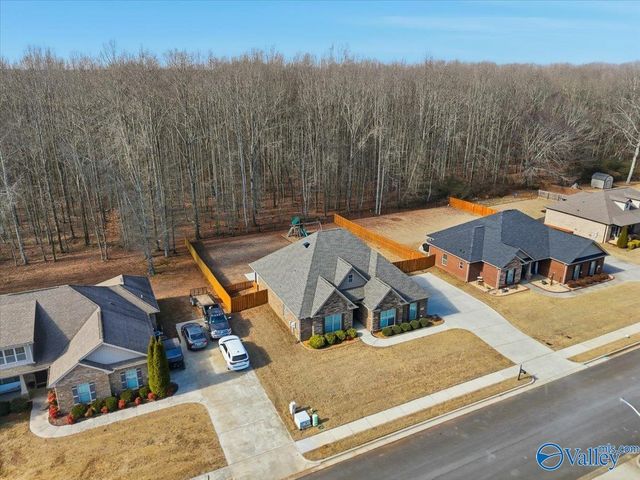 110 Khaki Ridge Drive, Hazel Green, AL 35750