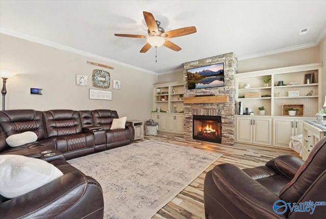 110 Khaki Ridge Drive, Hazel Green, AL 35750