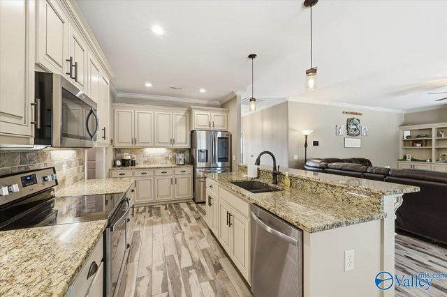 110 Khaki Ridge Drive, Hazel Green, AL 35750