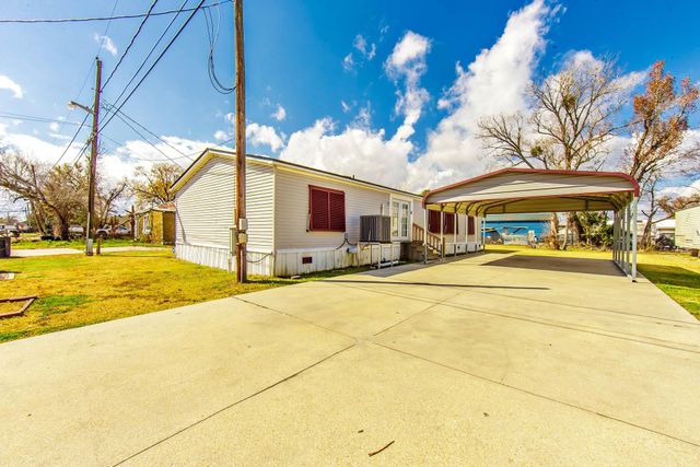223 Peters St, Houma, LA 70363