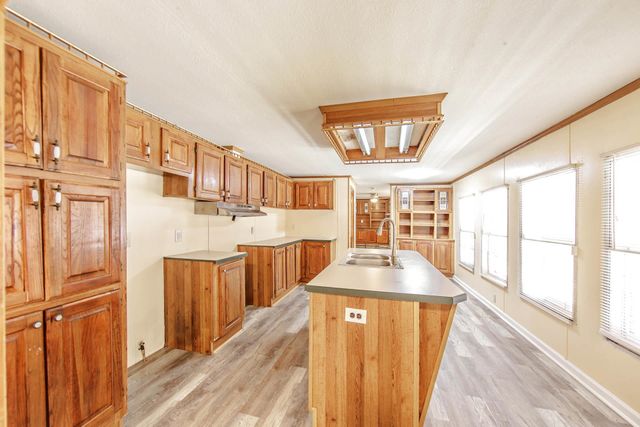 223 Peters St, Houma, LA 70363