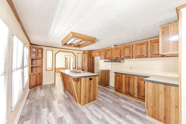 223 Peters St, Houma, LA 70363