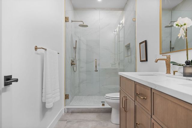 125 Addison Street 6, Boston, MA 02128