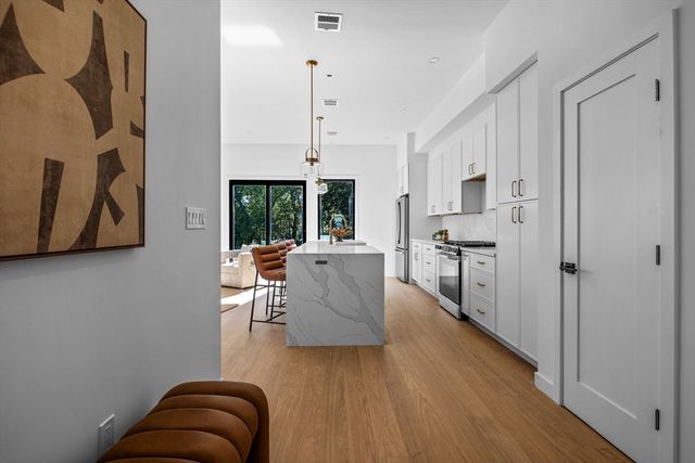 125 Addison Street 6, Boston, MA 02128