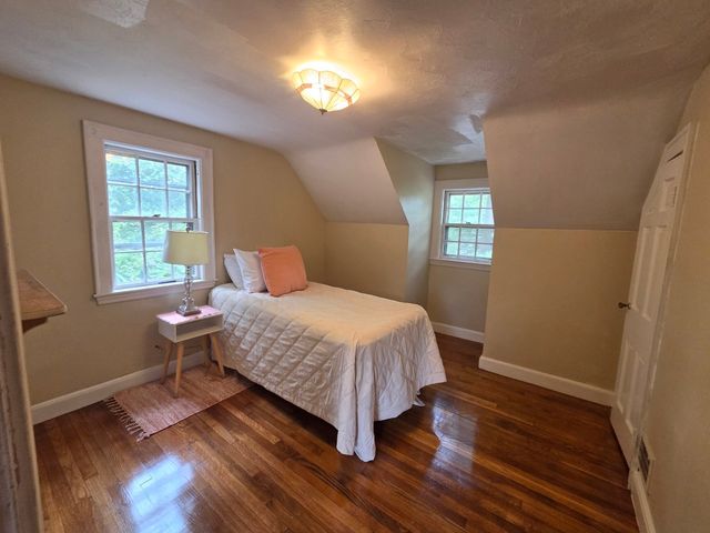11 Homestead Road, Lynnfield, MA 01940