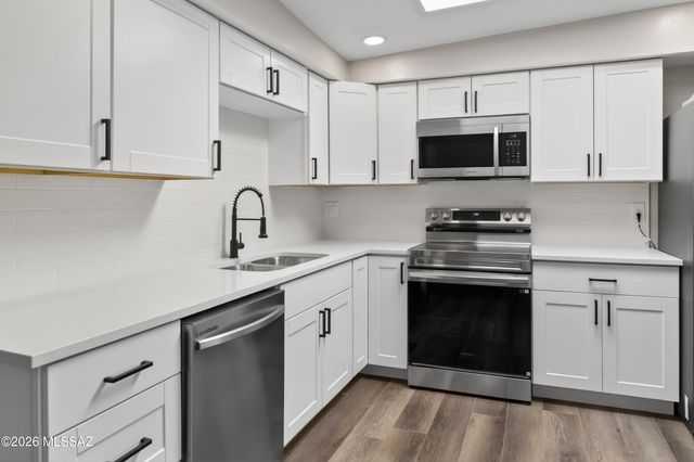 3662 W Wesleyan Drive, Tucson, AZ 85741