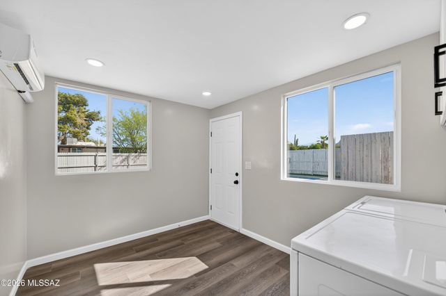 3662 W Wesleyan Drive, Tucson, AZ 85741