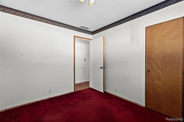 7275 Merrybrook, West Bloomfield, MI 48322