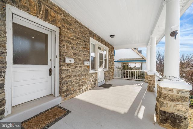 237 N ESSEX AVE, Narberth, PA 19072