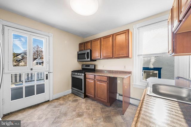 237 N ESSEX AVE, Narberth, PA 19072