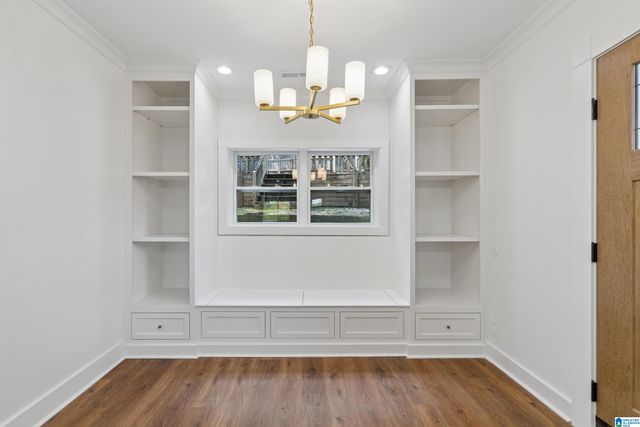 206 MOUNTAIN AVENUE, Mountain Brook, AL 35213