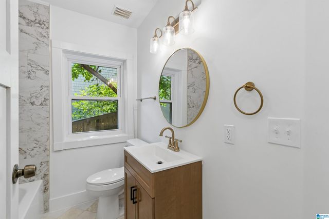 206 MOUNTAIN AVENUE, Mountain Brook, AL 35213