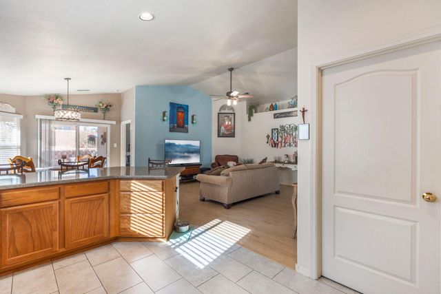 541 Soothing Meadows Drive NE, Rio Rancho, NM 87144