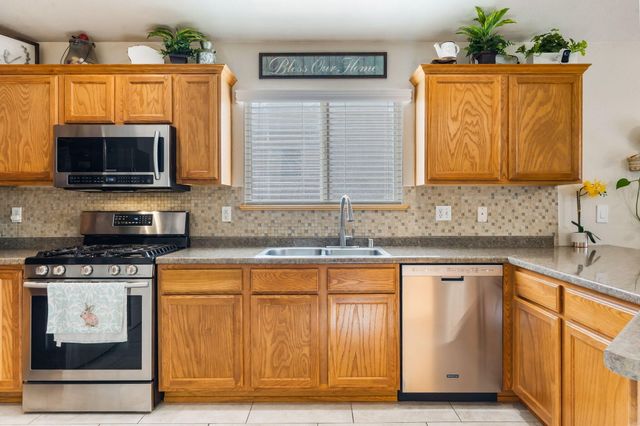 541 Soothing Meadows Drive NE, Rio Rancho, NM 87144