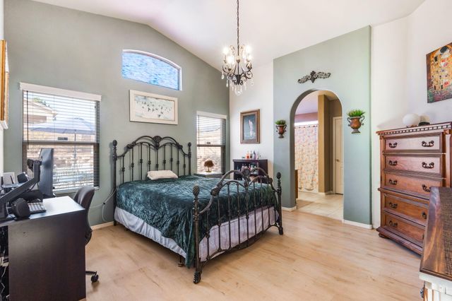 541 Soothing Meadows Drive NE, Rio Rancho, NM 87144