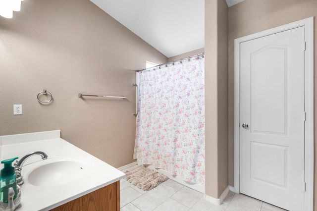 541 Soothing Meadows Drive NE, Rio Rancho, NM 87144