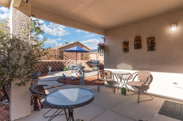 541 Soothing Meadows Drive NE, Rio Rancho, NM 87144