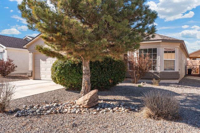 541 Soothing Meadows Drive NE, Rio Rancho, NM 87144