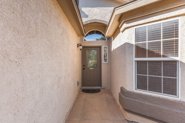 541 Soothing Meadows Drive NE, Rio Rancho, NM 87144