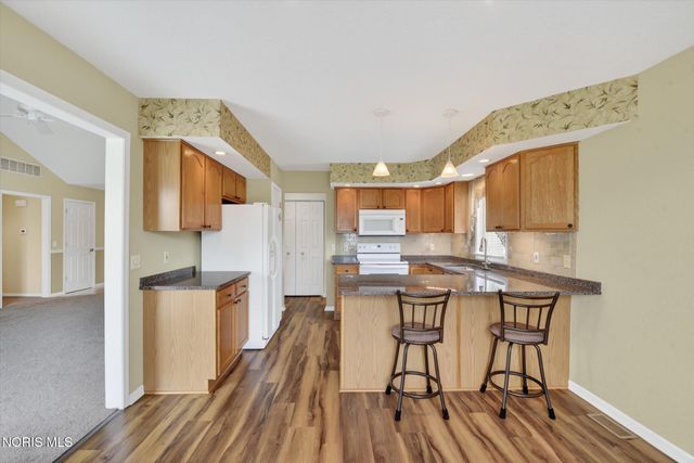 4331 N Watercrest Drive, Toledo, OH 43614
