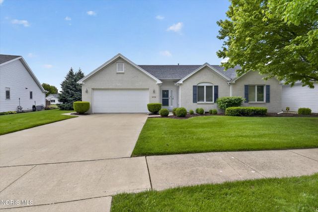 4331 N Watercrest Drive, Toledo, OH 43614