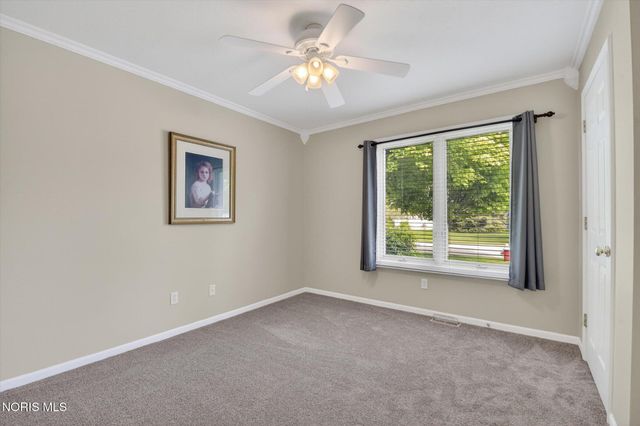 4331 N Watercrest Drive, Toledo, OH 43614