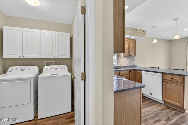 4331 N Watercrest Drive, Toledo, OH 43614
