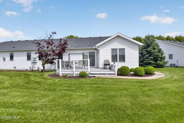 4331 N Watercrest Drive, Toledo, OH 43614