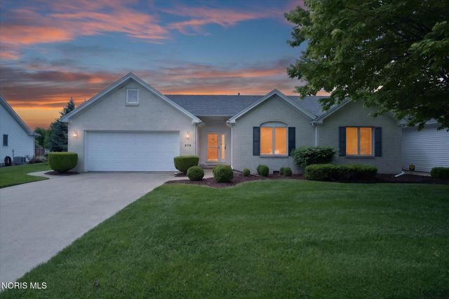 4331 N Watercrest Drive, Toledo, OH 43614