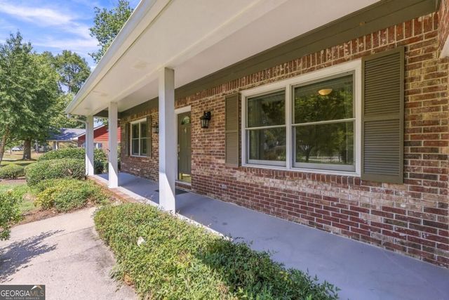 1582 Riverside Drive, Gainesville, GA 30501