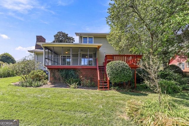 1582 Riverside Drive, Gainesville, GA 30501