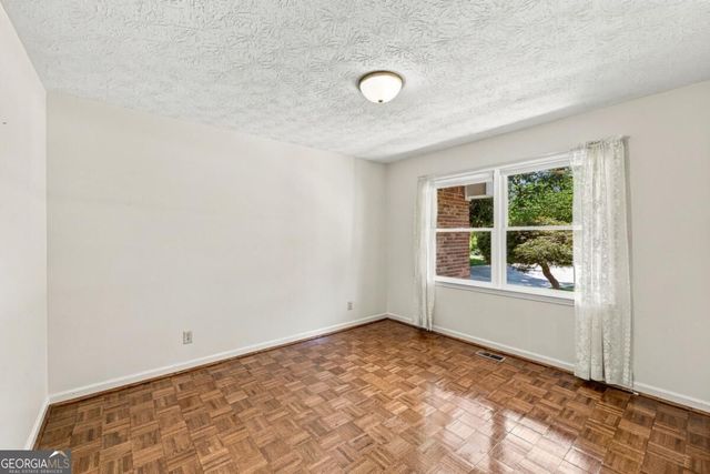 1582 Riverside Drive, Gainesville, GA 30501