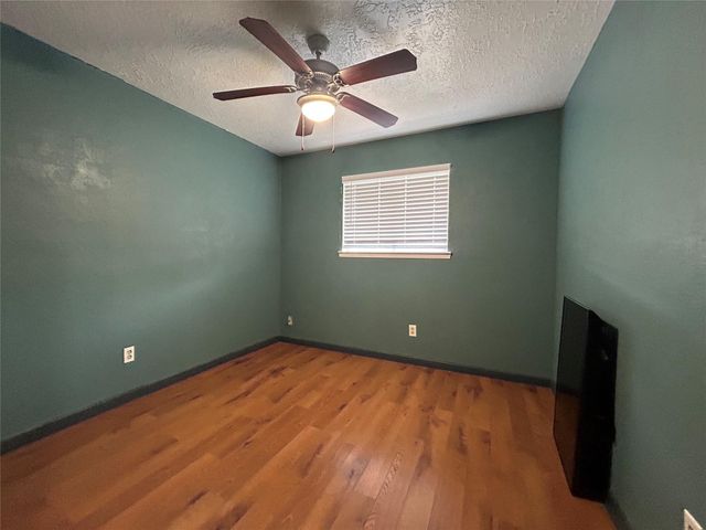 17311 Heritage Bay Drive, Webster, TX 77598
