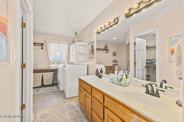 6130 James Cline Rd, Talbott, TN 37877