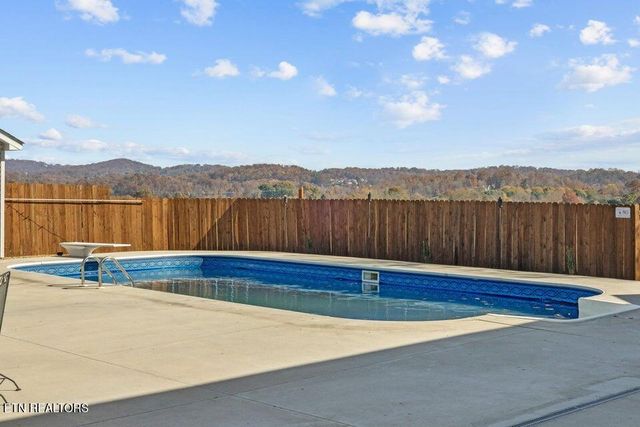 6130 James Cline Rd, Talbott, TN 37877