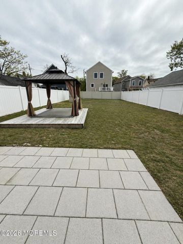 194 2nd Street, Keyport, NJ 07735