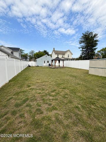 194 2nd Street, Keyport, NJ 07735