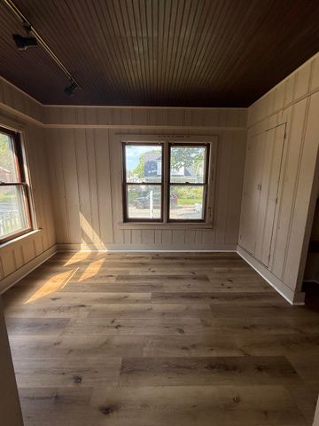 118 Dewey Street, Michigan City, IN 46360
