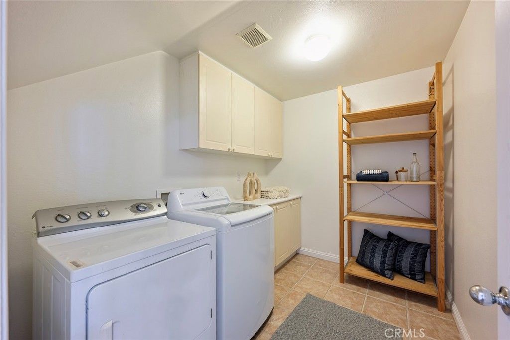 Image 15 of property listing at 2546 W 235th, Torrance, CA 90505