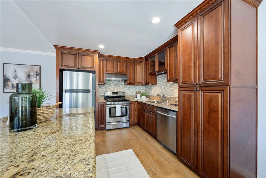 Image 9 of property listing at 2546 W 235th, Torrance, CA 90505