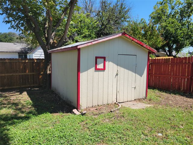 5510 Ridgecove Drive, Garland, TX 75043