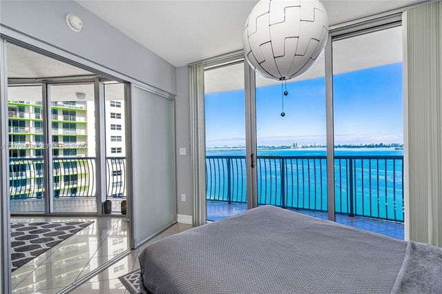 1750 N Bayshore Drive 2301, Miami, FL 33132