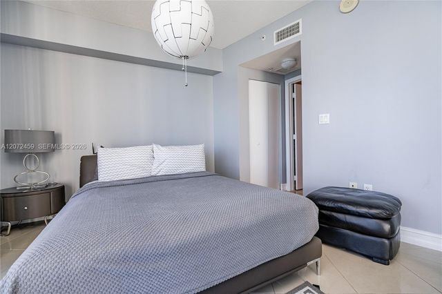 1750 N Bayshore Drive 2301, Miami, FL 33132