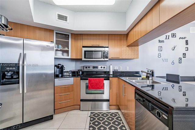 1750 N Bayshore Drive 2301, Miami, FL 33132