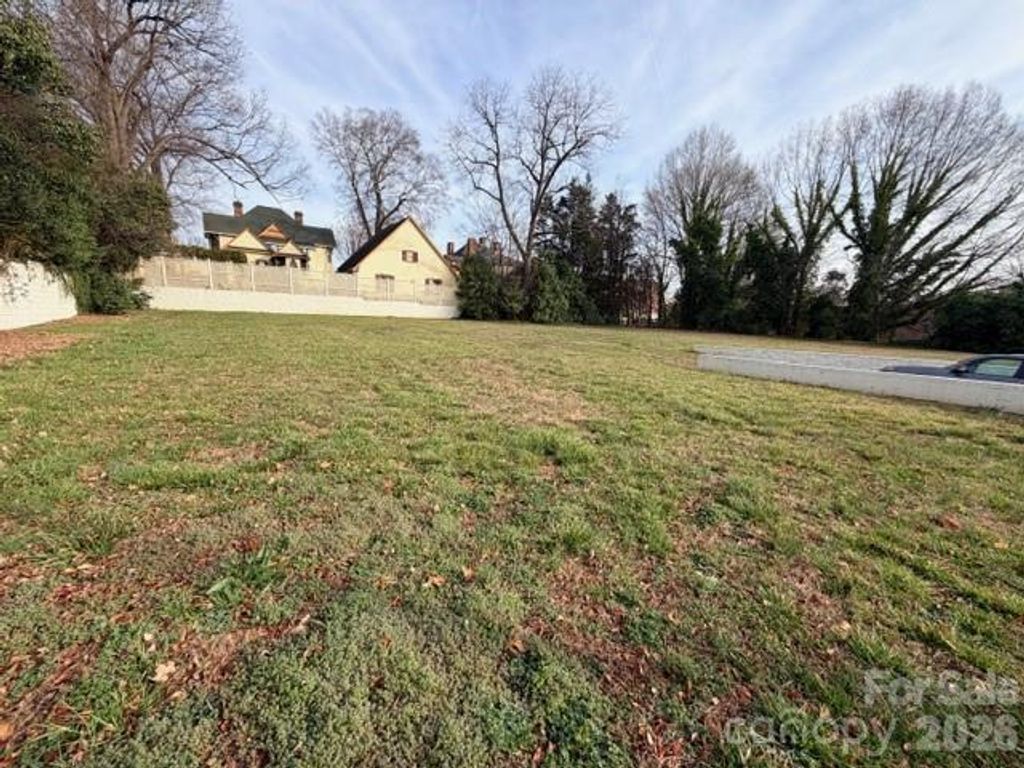 238 W Front Street, Statesville, NC 28677